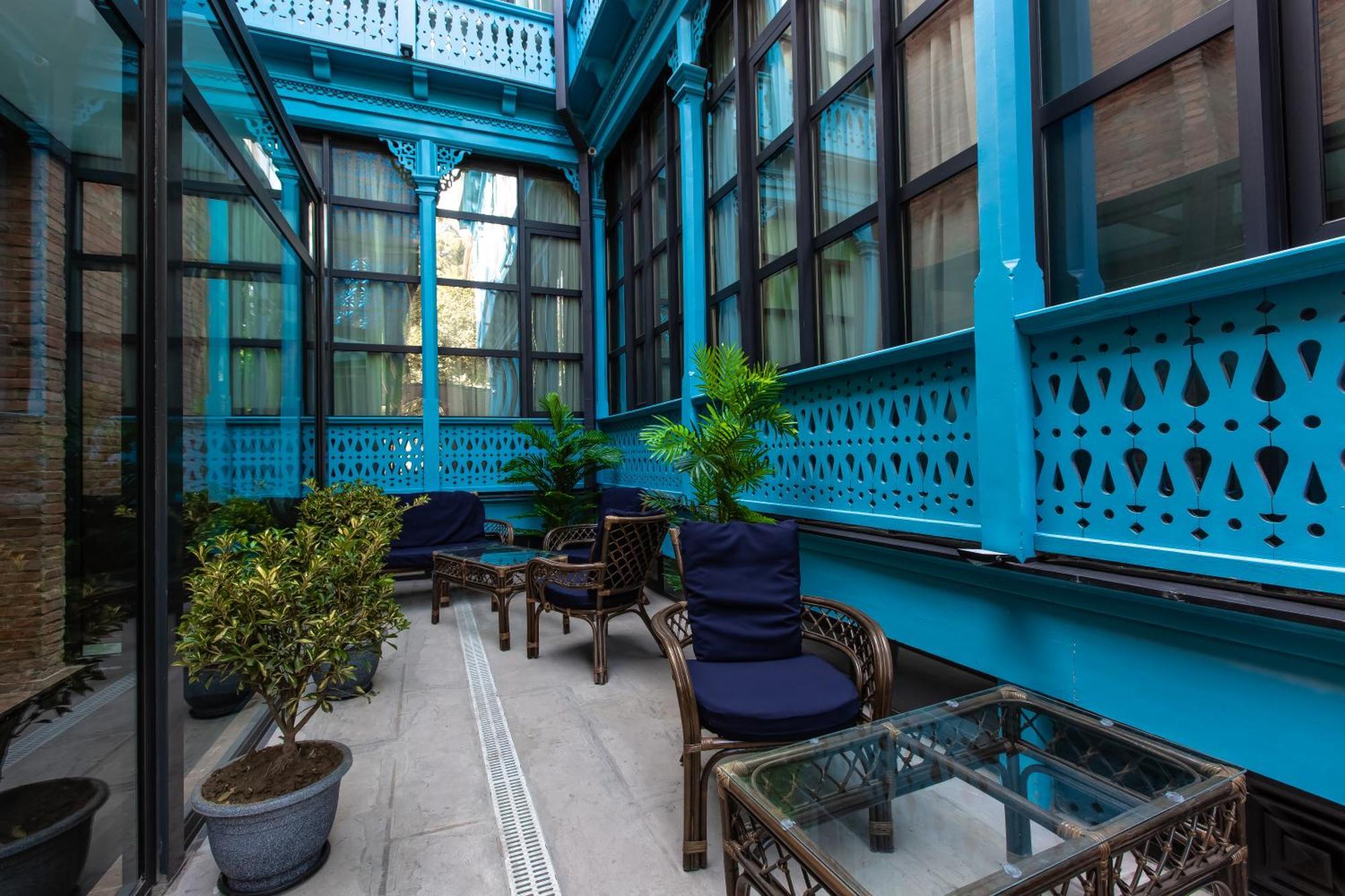 Royal Inn Τυφλίδα Εξωτερικό φωτογραφία