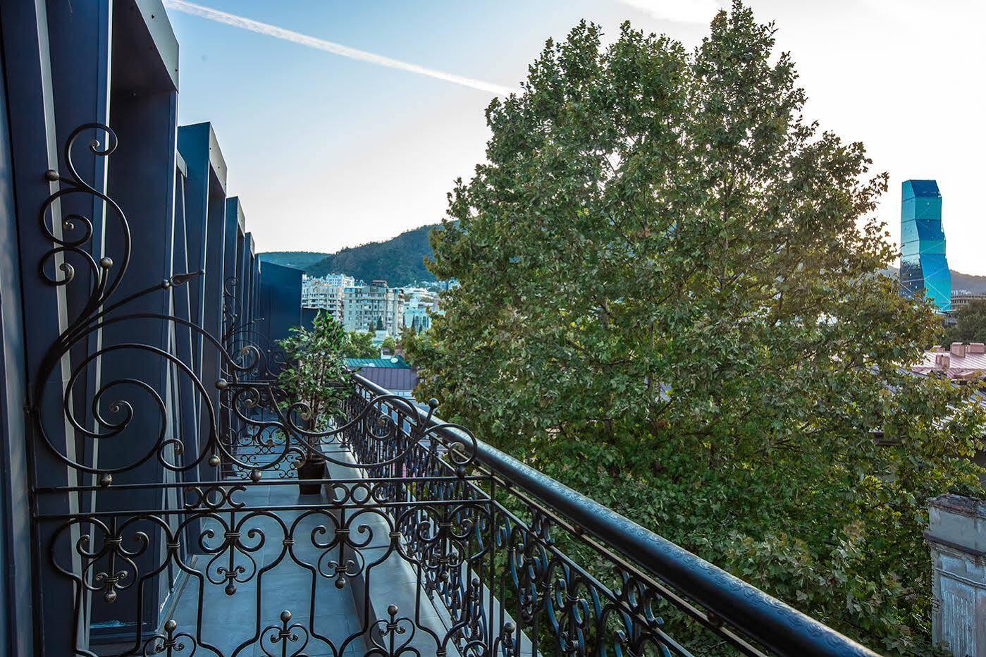 Royal Inn Τυφλίδα Εξωτερικό φωτογραφία