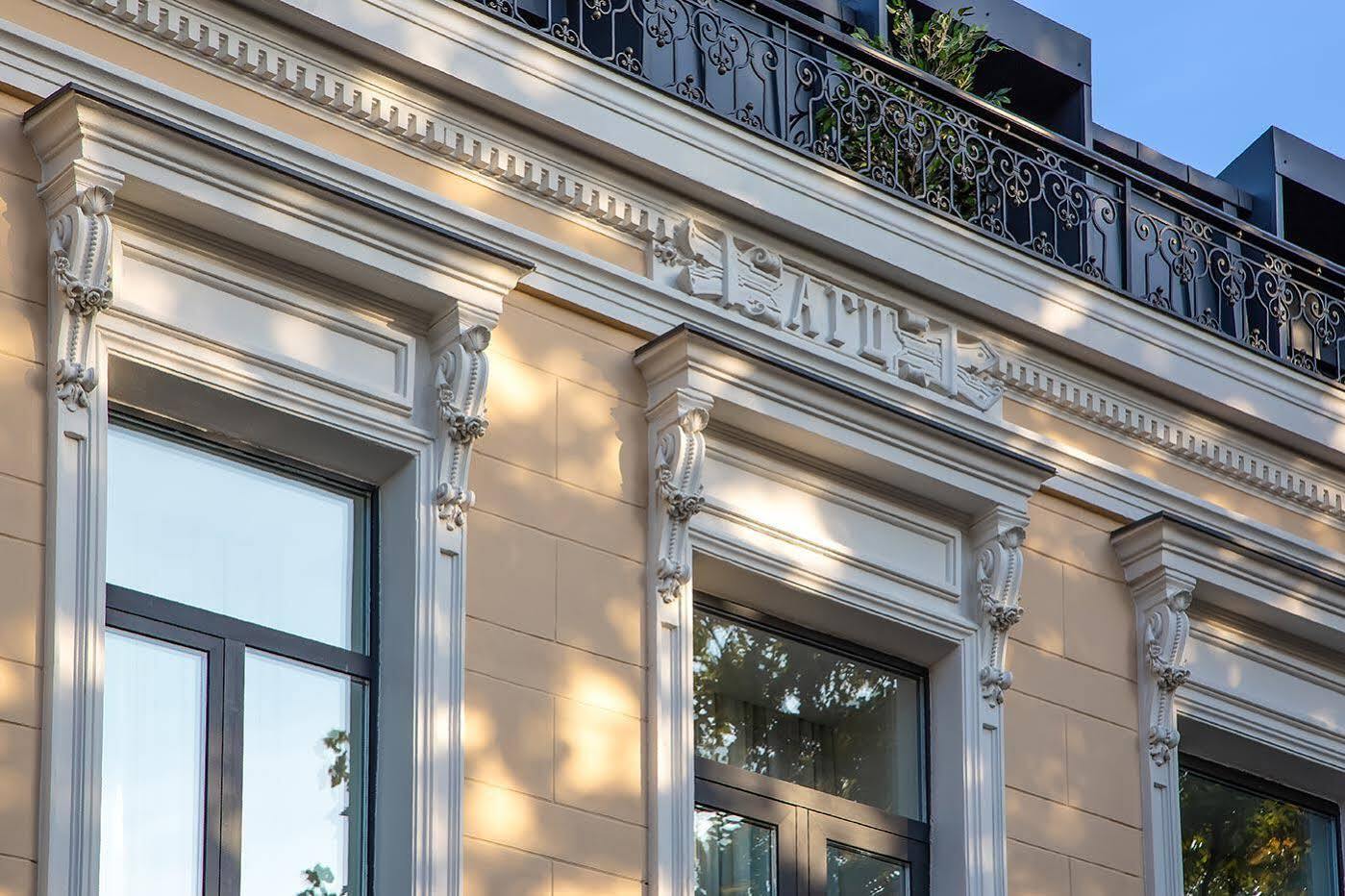 Royal Inn Τυφλίδα Εξωτερικό φωτογραφία