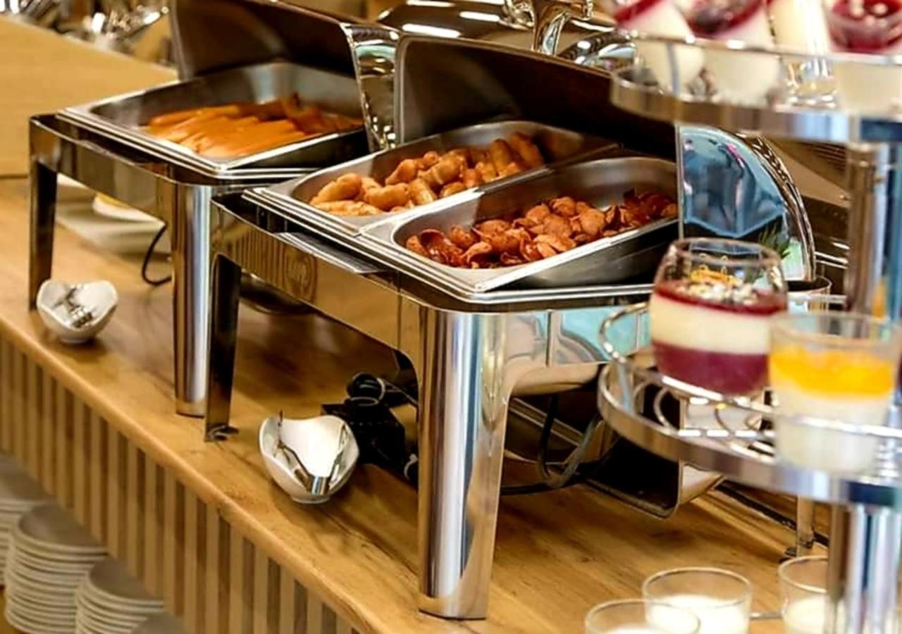 Royal Inn Τυφλίδα Εξωτερικό φωτογραφία